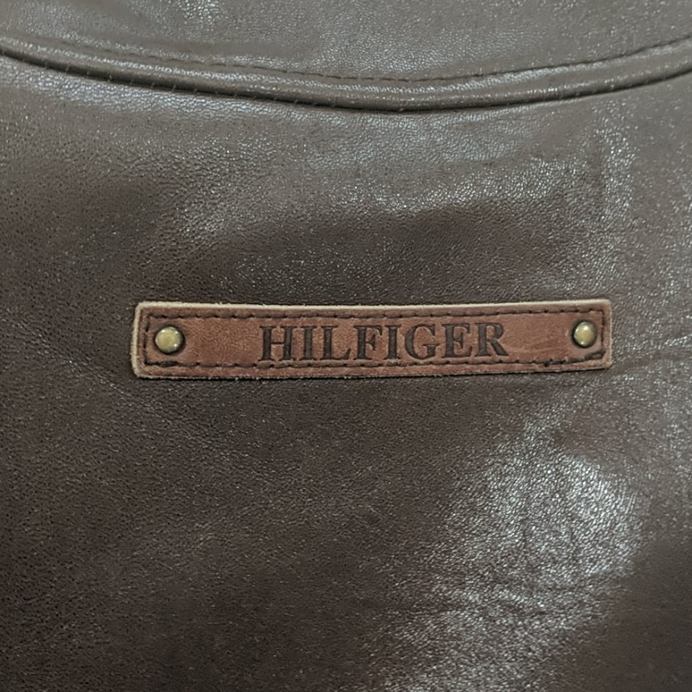 Tommy Hilfiger - Picture 5 of 7